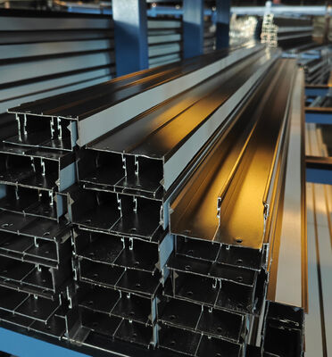 Αλουμινένιο εξωρίσματα παραθύρων αυλών Προφίλ επίστρωσης σκόνης Χάλκινος