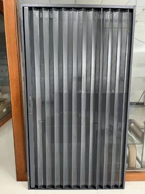 Διπλωμένος αλουμίνιο ελεύθερος UV ελεύθερος κουνουπιών συρόμενων πορτών και παραθύρων